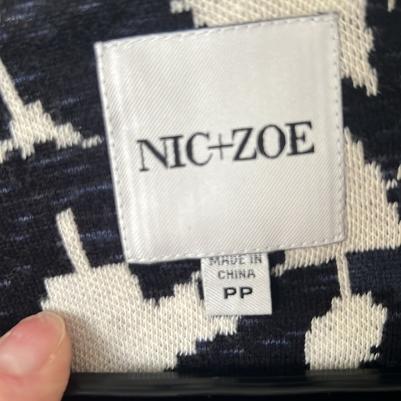 Nic+Zoe Knit Blazer Cardigan Long Sleeve Partial Closure - Blue Cream Size PP - Picture 10 of 15